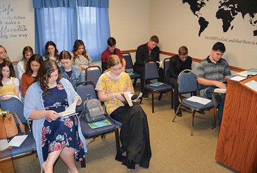 A photo of the youth group of Harvest Baptist Church in Manhattan, KS